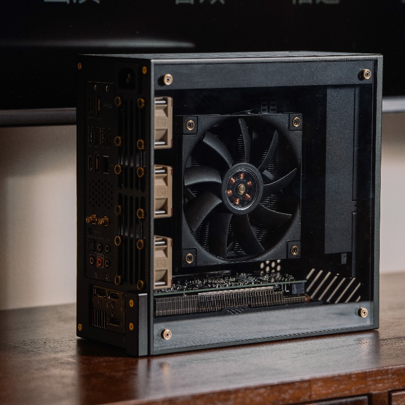 LP P6 ITX Case Aluminum CNC Mi - огляд і ціна Sff Mini Itx Cnc Aluminum Chassis
