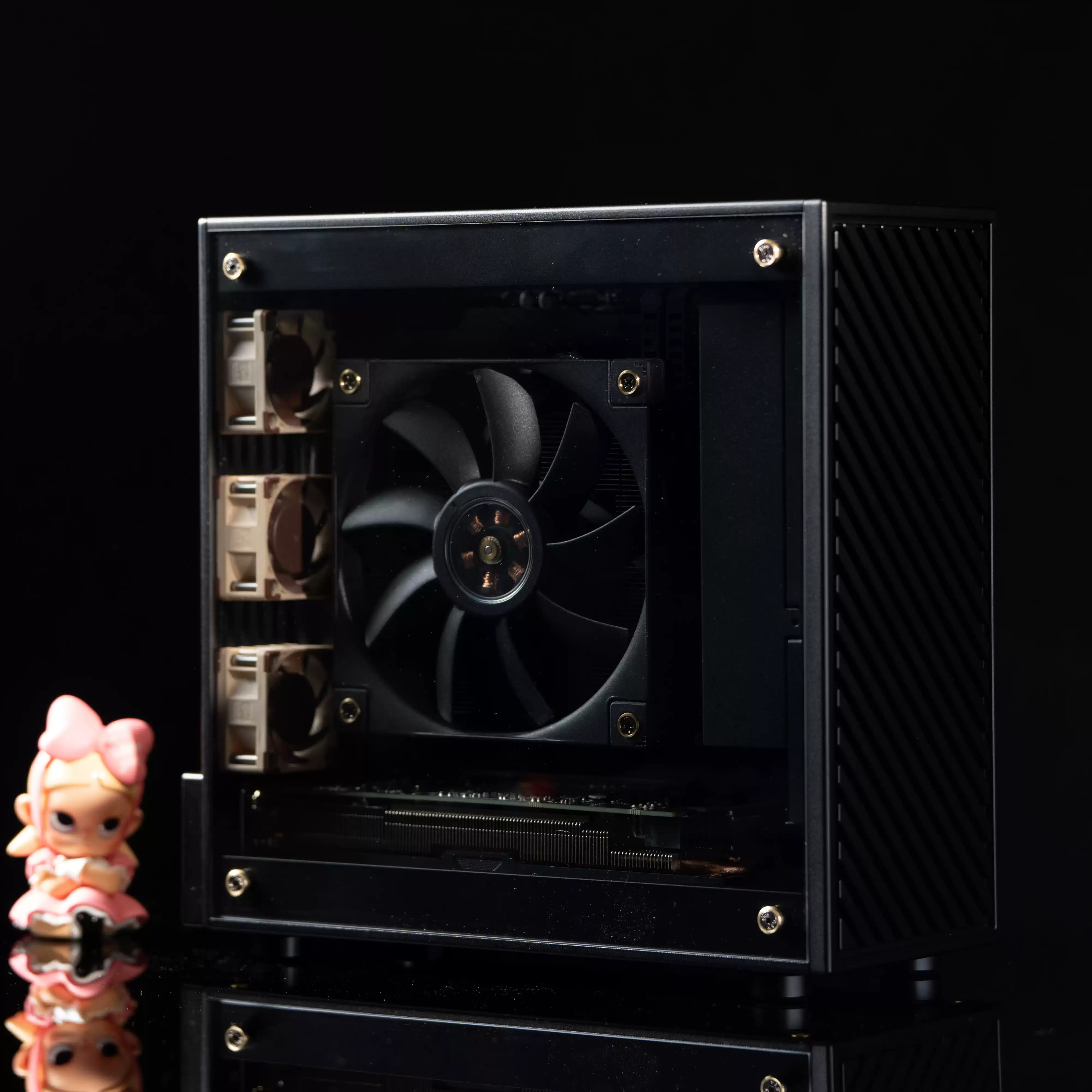 LP P6 ITX Case Aluminum CNC Mi - огляд і ціна Sff Mini Itx Cnc Aluminum Chassis
